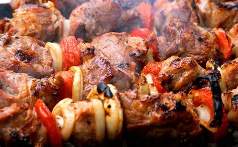 Процесс маринования утиного мяса