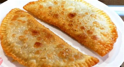Пузырчатые чебуреки - простой и вкусный рецепт