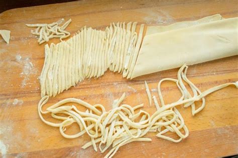 Рецепты гурманов: быстрая и вкусная лапша в домашних условиях
