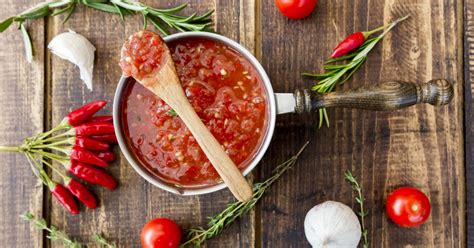 Рецепт вкусного домашнего томатного соуса для макаронов