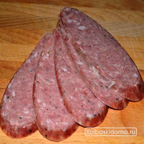 Рецепт домашней колбасы: фаршировка