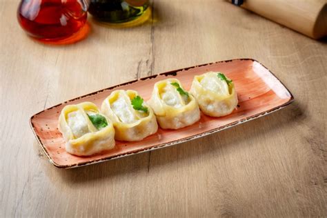 Рецепт №4: Манты с курицей и картошкой