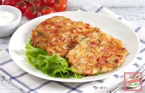 Рецепт 2: Вкусные оладушки с колбасой