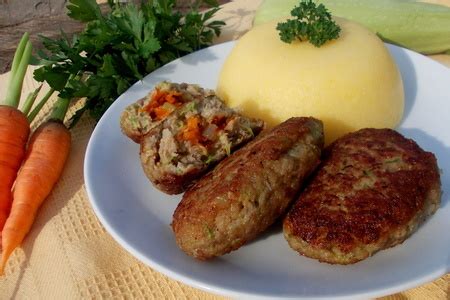 Рецепт 2: Рыбные котлеты с добавлением овощей
