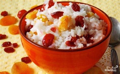 Рисовая каша с сухофруктами