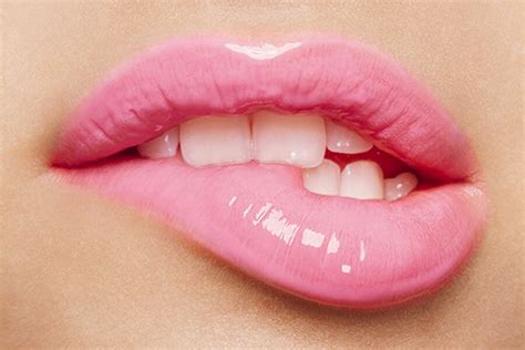Секреты создания рельефных губ