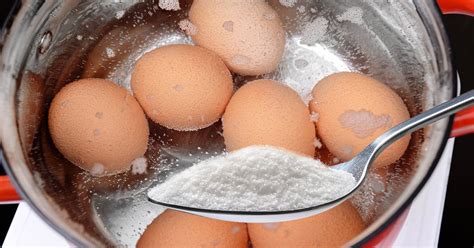 Секреты удаления остатков скорлупы