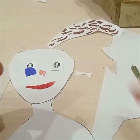 Создание человечка из цветной бумаги