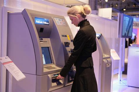 Специальные функции камеры банкомата