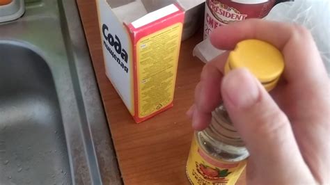Способ удаления пленки с кальмара с помощью уксуса