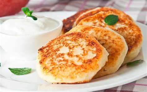 Сырники и блинчики: лучшие рецепты для сладкоежек