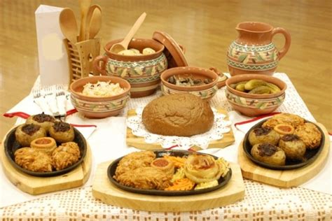 Традиционные блюда с мясом: нептун и буттер чикен