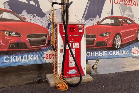 Тройка принимает только наличные