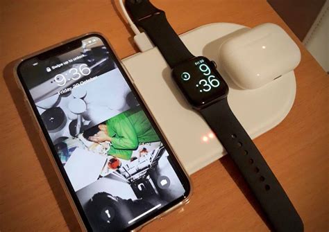 Убедитесь, что iPhone и Apple Watch заряжены