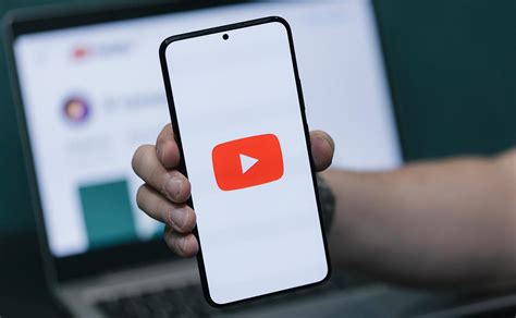 Увеличение количества просмотров видео на YouTube с помощью эффектных обложек