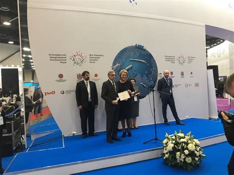Участие в сообществе и вклад в развитие индустрии