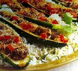 Цукини фаршированные мясом: идеальное сочетание