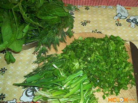Шаги приготовления кюкю из зелени