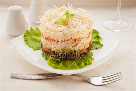 Шаги приготовления маринованных грибов под шубой