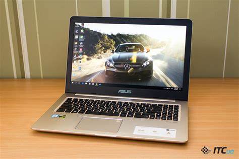 Шаг 1: Разъединение ноутбука Asus VivoBook