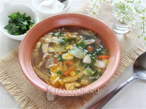 Щи по-русски с солеными грибами